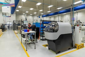 Multinacionales en Costa Rica 2026: carreras, técnicos y certificaciones que más demanda el sector ciencias de la vida