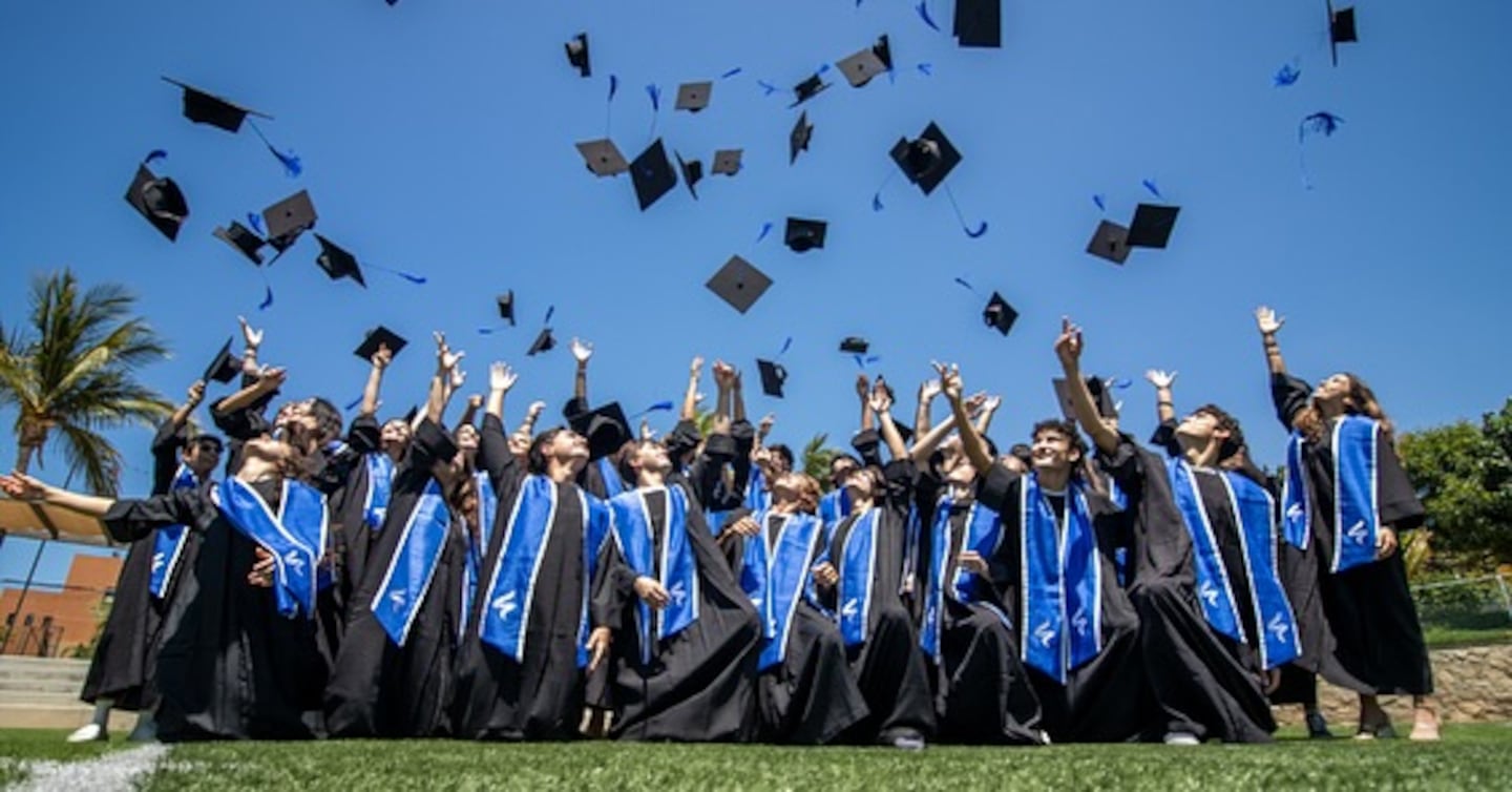 Jóvenes costarricenses podrán optar por becas completas para estudiar en colegios de clase mundial