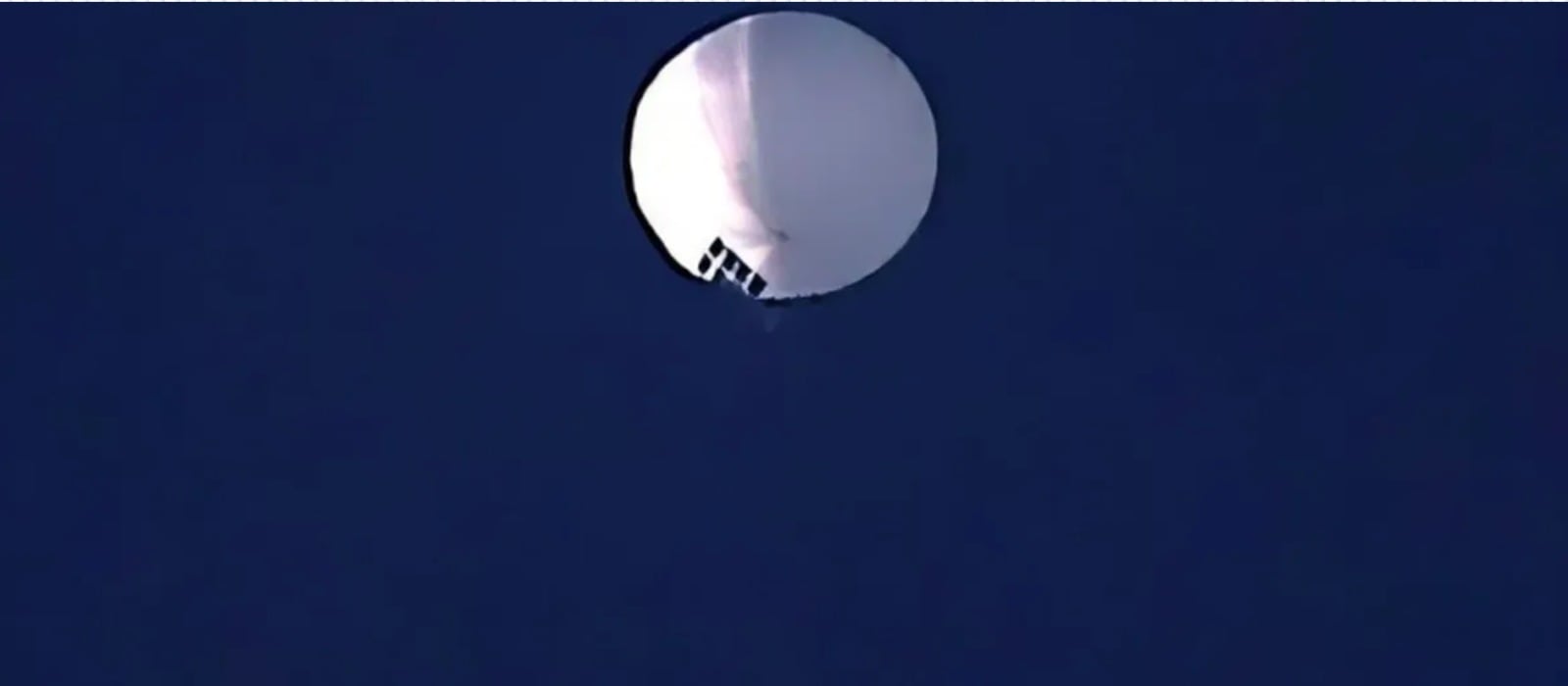 Los globos chinos se convirtieron en un tema políticamente tenso en febrero, cuando Estados Unidos derribó lo que denominó un globo espía, pero que Pekín dijo que era una aeronave civil desviada de su curso. Foto: La Nación, Argentina. Foto: La Nación, Argentina