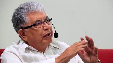 Ultrabaja fecundidad causará estragos a las pensiones del IVM, dice demógrafo Luis Rosero Bixby