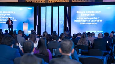 BCR fortalece la toma de decisiones con análisis de riesgos globales y tecnológicos