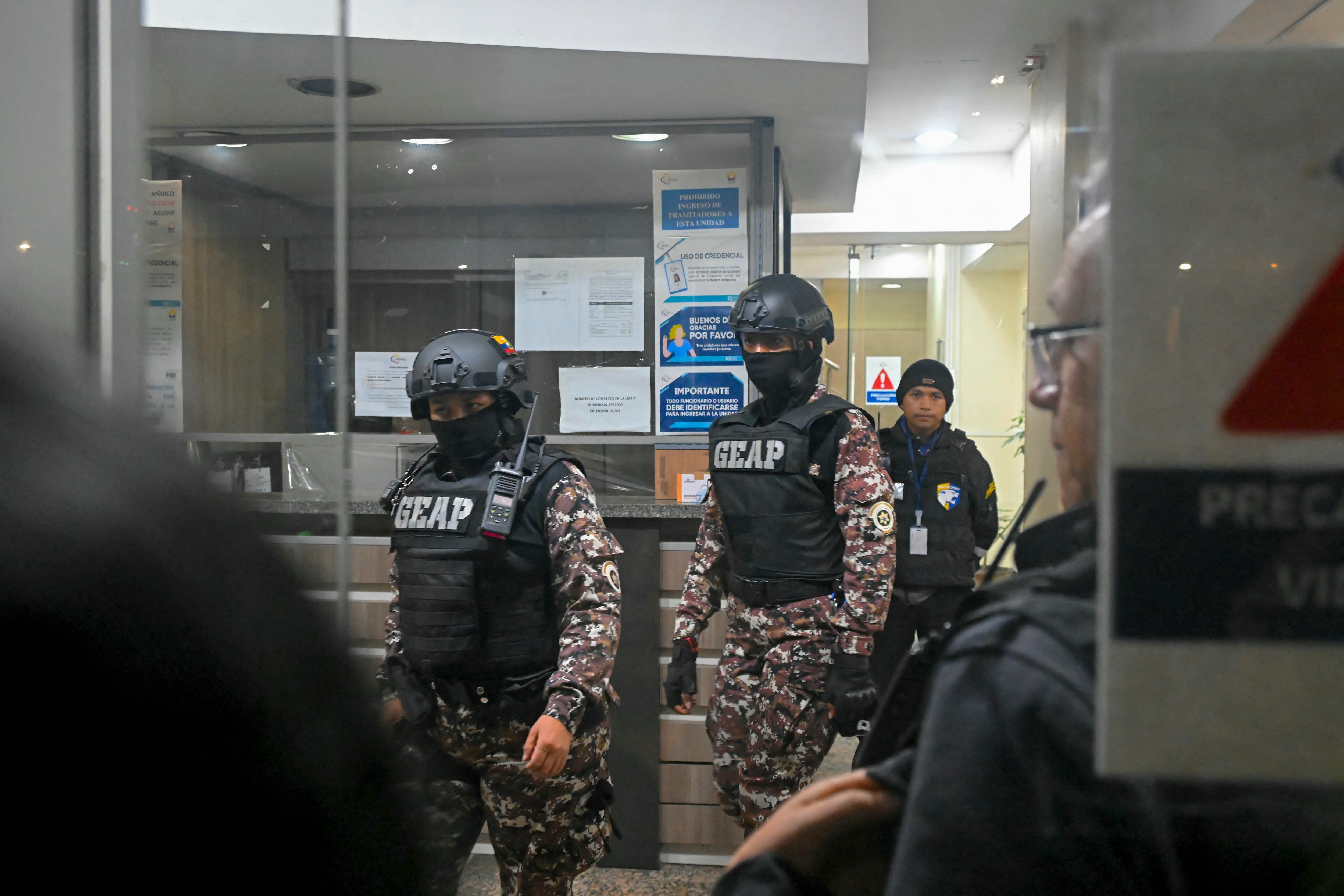 El exvicepresidente Jorge Glas, quien recibió asilo político en la embajada mexicana en Quito, fue el objetivo de la incursión policial de ecuatoriana el pasado 5 de abril. Foto: AFP
