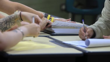 De docentes a exministros: los perfiles que integran las 20 fórmulas presidenciales