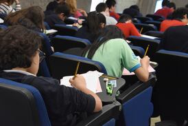 Esta app puede ayudarle en sus exámenes de admisión a universidades, de manejo y del MEP