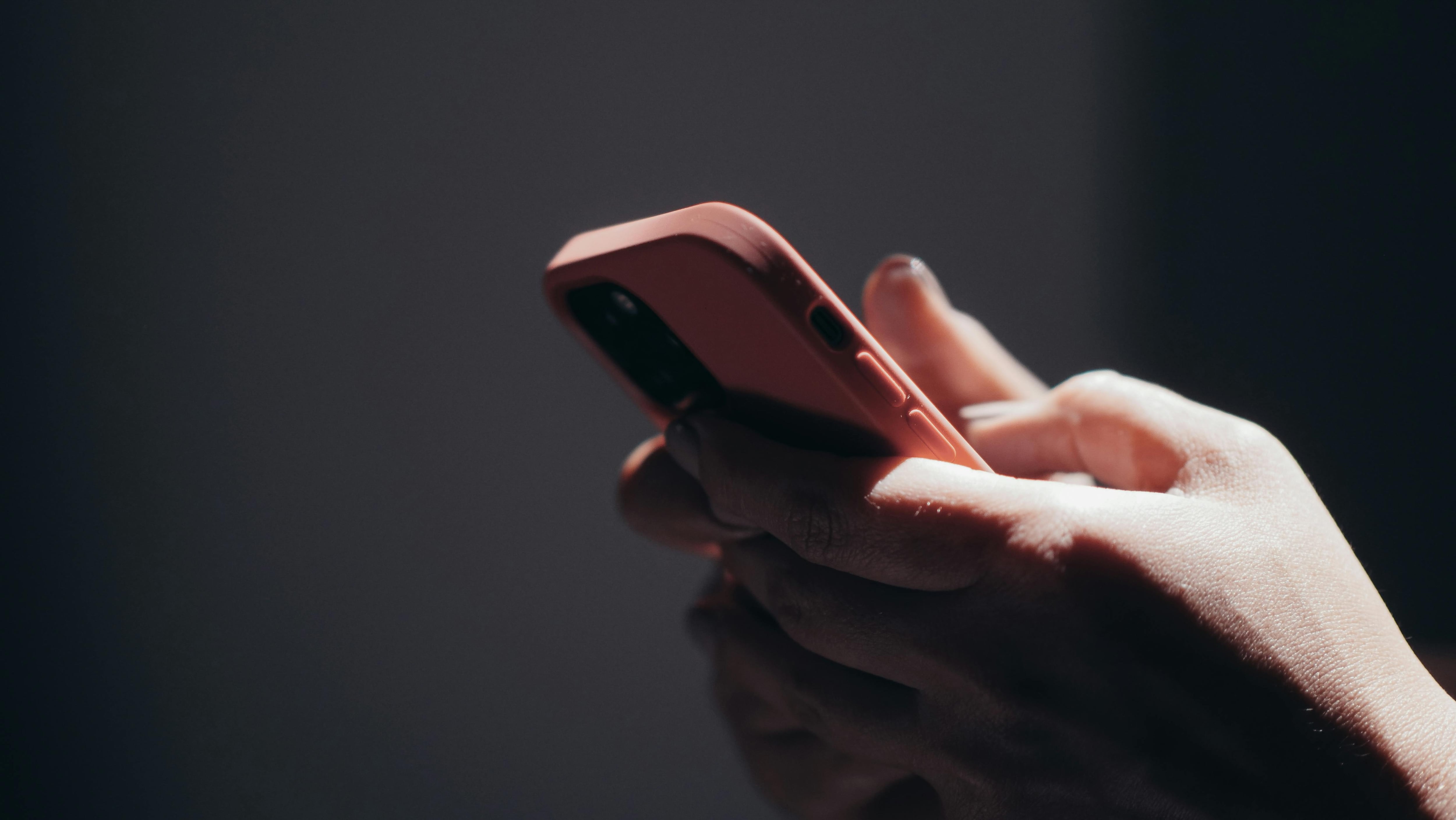 WhatsApp, móvil, hacker