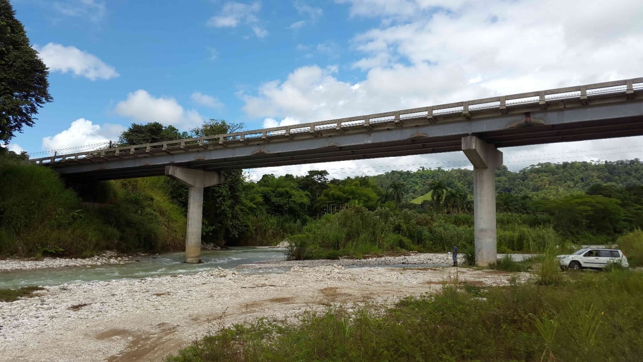 Puente sobre el Río Lagarto, Golfito