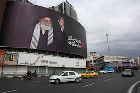 Irán impone sanciones a Estados Unidos