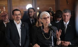 Bloque de oposición se une bajo una misma agenda e intenta arrebatarle puestos del Directorio en el Congreso al oficialismo