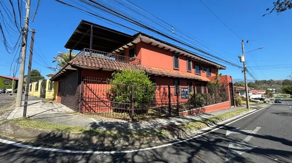 Casa en Bosques de Doña Rosa, en Belén de Heredia, con un precio original de $778.367
