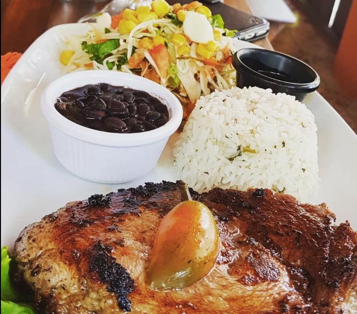 Restaurante Tiquicia está en La Fortuna de San Carlos y cuenta con 1.527 opiniones en Tripadvisor. Foto: Tripadvisor.
