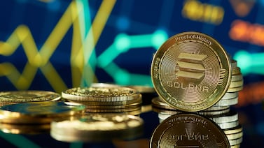 Donald Trump dispara el valor de tres criptomonedas tras anunciar una nueva reserva