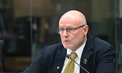 Cuatro exministros chavistas y un exvicepresidente aumentarán su salario como diputados; una exministra lo verá reducido