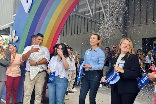 Walmart celebra 20 años en Costa Rica con la apertura de su tienda número 15, ahora en Santa Ana