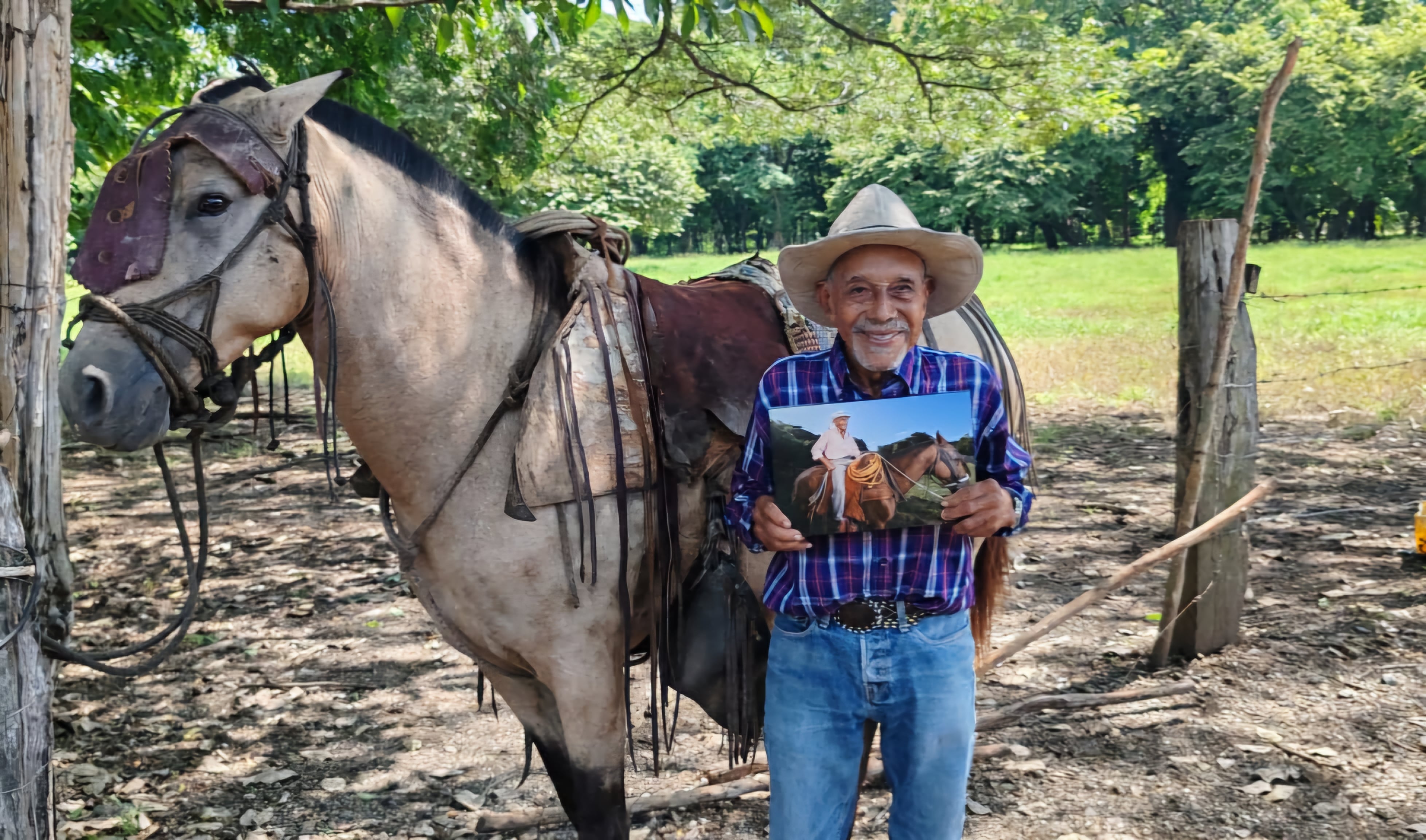 José Hipólito Ramiro Guadamuz Chavarría forma parte de la población que que vive en la zona azul de Costa Rica. Guadamuz cumplió 105 años el pasado 13 de agosto y todavía monta a caballo.