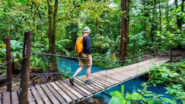 ¿Qué pasó con el turismo en Costa Rica durante el 2025? Resumimos un año de retos para el sector