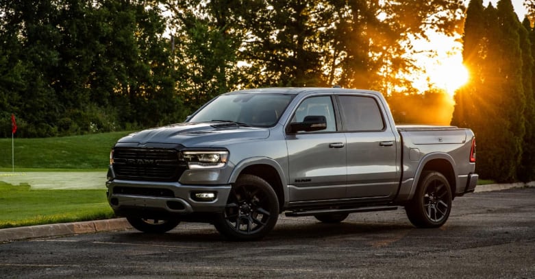 La RAM 1500 Big Horn cuenta con motor V8 de 5,7 litros y tracción 4x4.