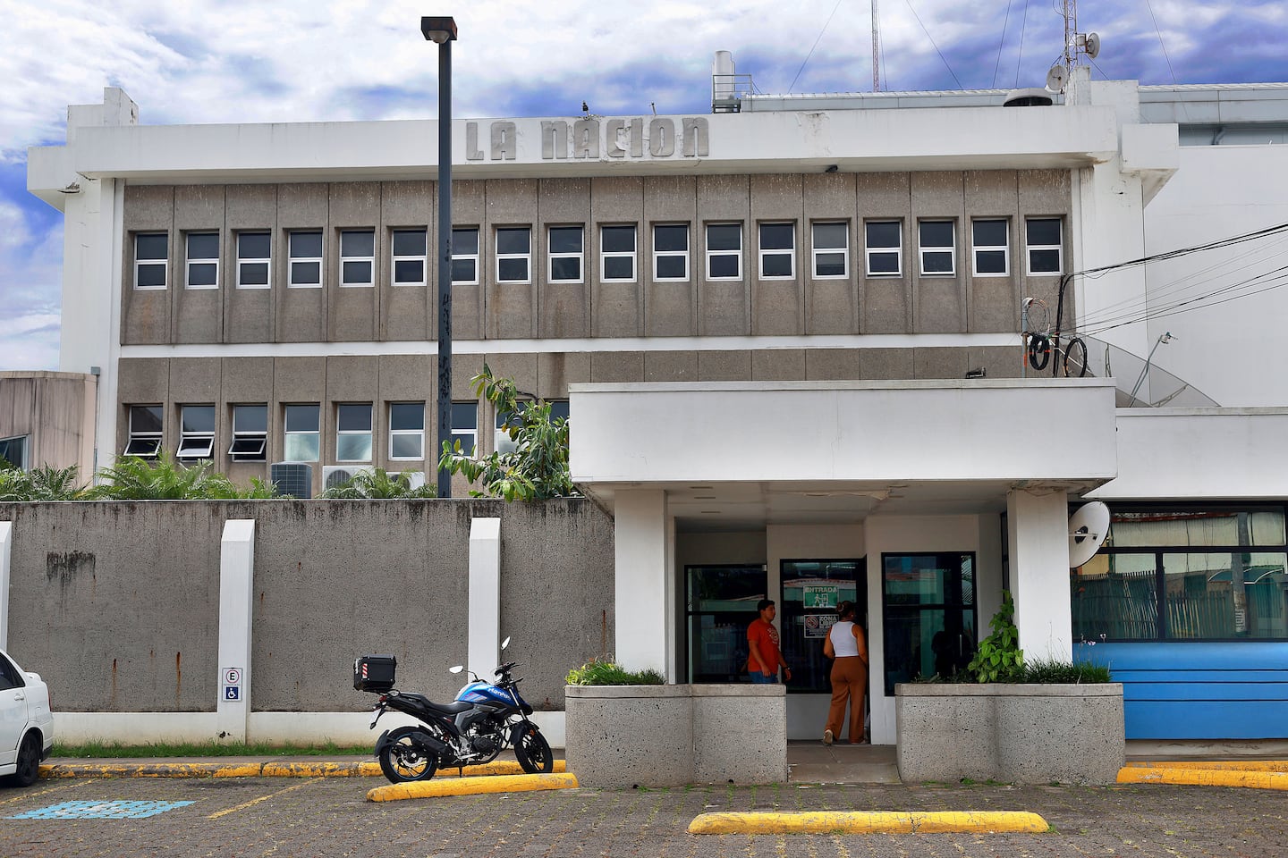 Sociedad Interamericana de Prensa solicita a Estados Unidos transparencia tras inédita revocatoria de visas a directivos de La Nación S. A.