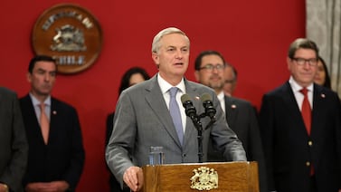 Chile anuncia plan para crear más de 100.000 empleos ante crisis de desocupación