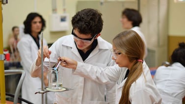 Los colegios privados con mejores promedios de admisión: vea su evolución en los últimos 5 años