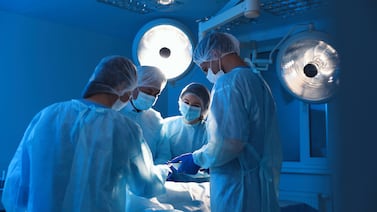 Más de la mitad de aspirantes reprueba primer examen de 2026 para ejercer la medicina en Costa Rica: revise los resultados por universidad