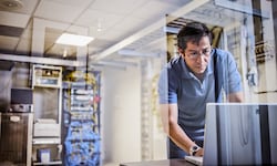 6 preguntas (y respuestas) sobre las redes ‘multicloud’ que las empresas deben hacerse para evitar la caída de sus sistemas informáticos y dejar de operar