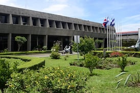 Editorial: El nuevo presidente de Costa Rica ya no podrá vivir de la inercia