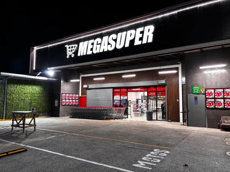 Nuevo megasuper en Mercedes Norte