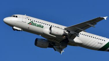 Alitalia resurgirá de las cenizas con nuevo nombre a partir del 15 de octubre