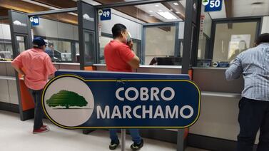Gobierno estudia nuevo cobro dentro del marchamo según la contaminación de los vehículos, explicamos de qué se trata