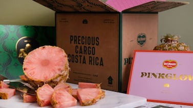 La exclusiva piña rosada de Del Monte, ¿por qué solo ellos pueden sembrarla?