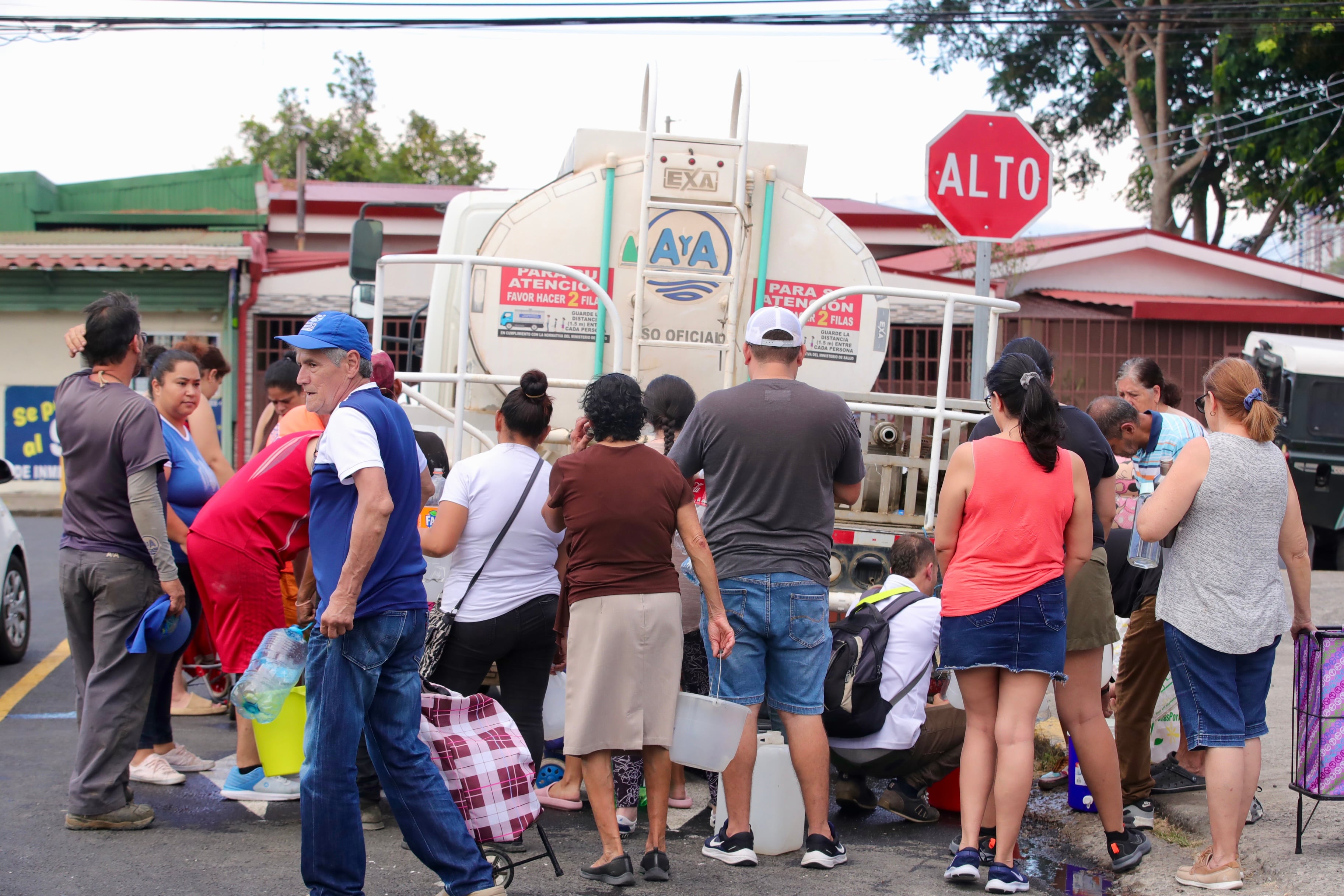 Falta de Agua Hatillo