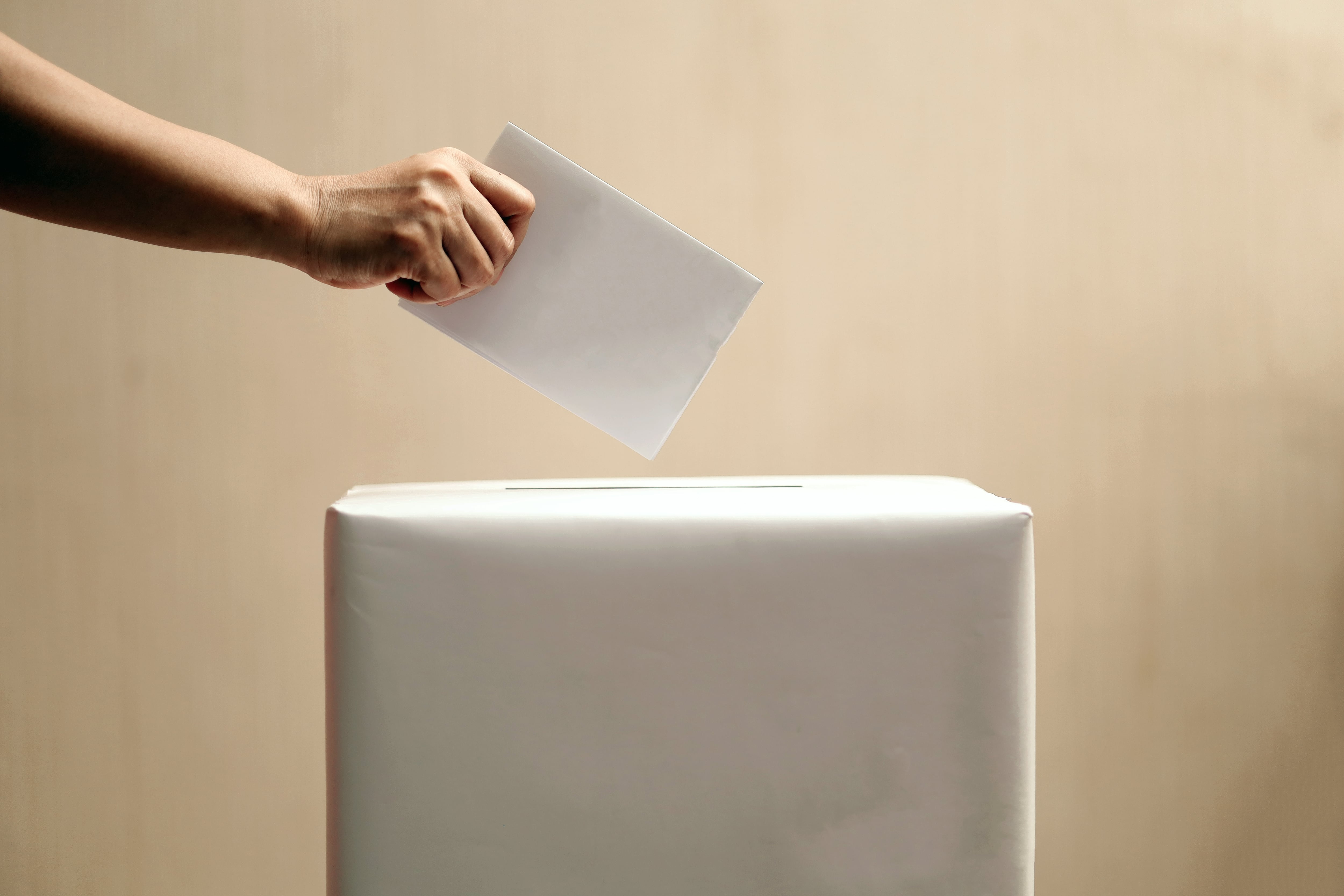 Un 27% de las personas encuestadas por el CIEP en octubre cambiaron su opción de voto para presidente cuando les volvieron a preguntar en noviembre del 2025.