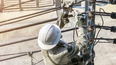 Tarifas eléctricas tendrán rebaja en 2025: así será la disminución en cada empresa distribuidora