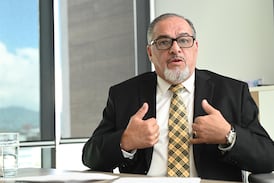 Cinco errores históricos tienen al IVM en su situación crítica actual, según el superintendente de Pensiones