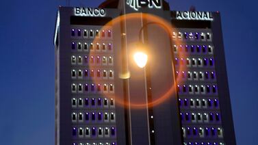 Sospechoso de sustraer dinero del Banco Nacional gastaba hasta ¢3 millones por día en lotería y juegos de azar, según autoridades