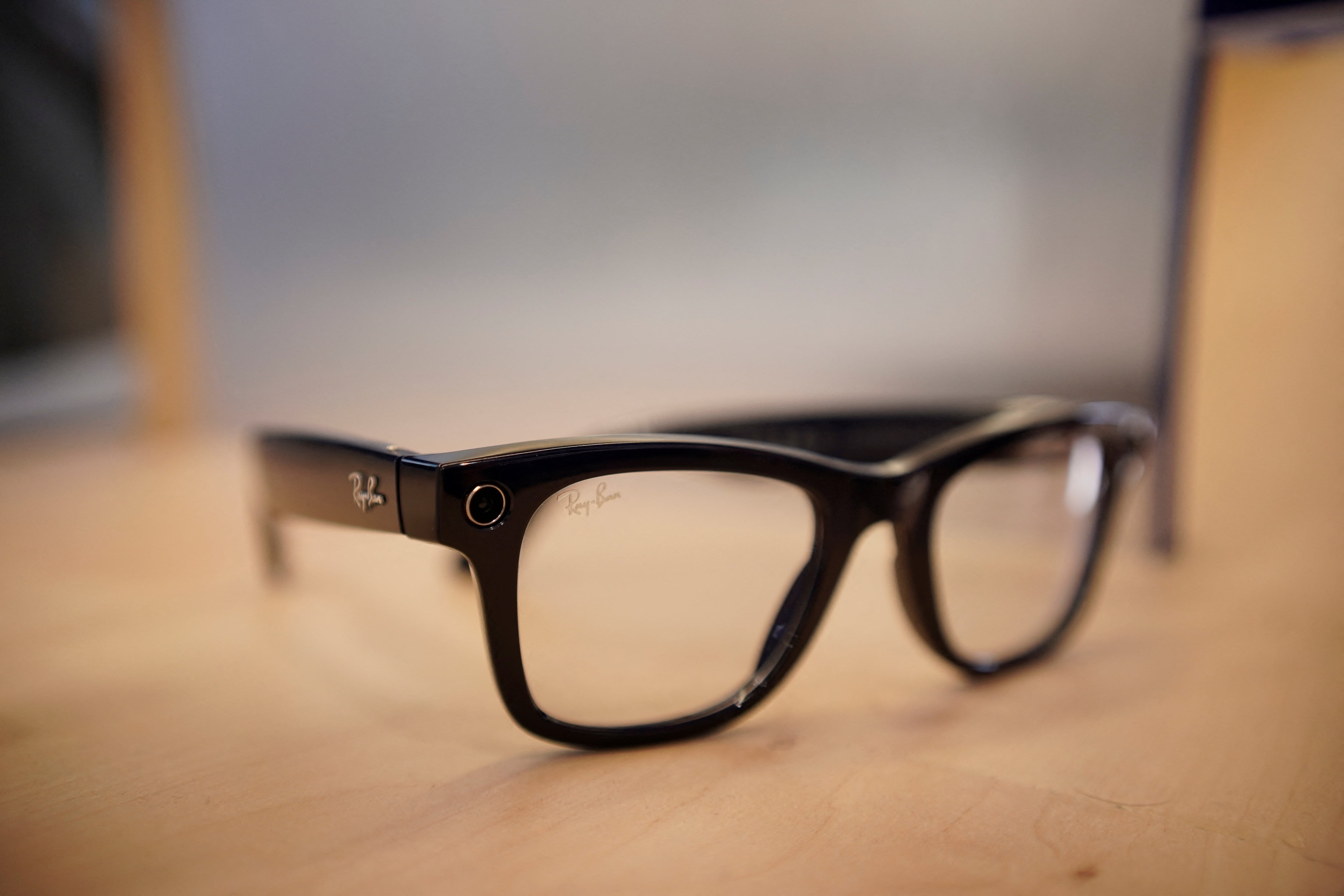 Smart glasses MWC