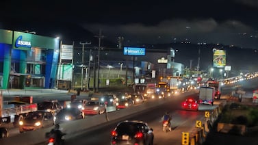 Guía para conductores: ¿Cuáles son las franjas horarias exactas para entrar y salir de Cartago sin quedar atrapado?