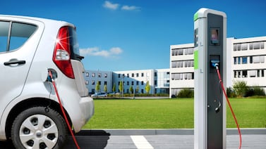 Implicaciones globales de los aranceles europeos sobre los autos eléctricos chinos