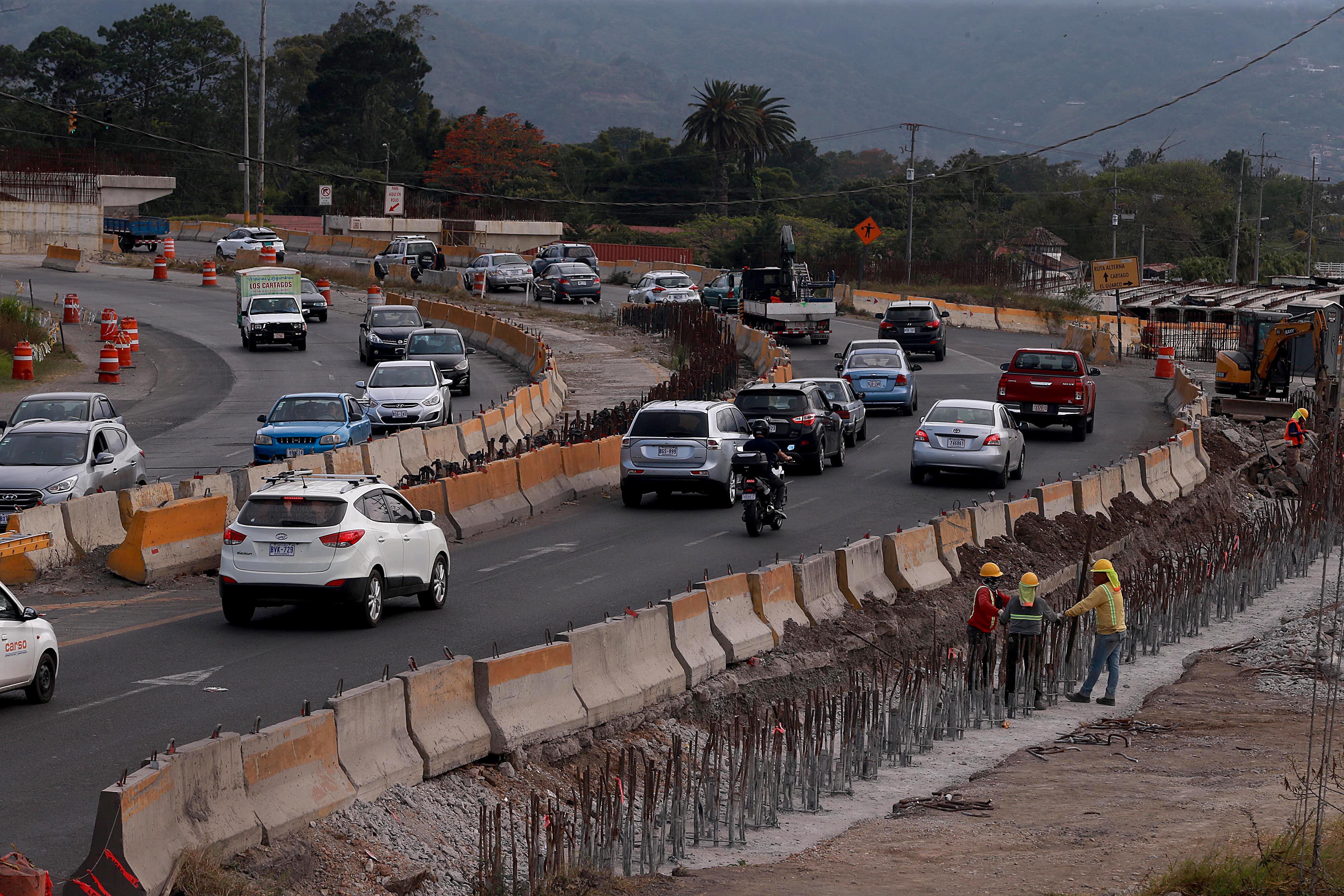 13/02/2024 La Lima, Cartago. Avance en los trabajos de ampliación en el tramo de carretera Taras-La Lima. Foto: Rafael Pacheco Granados