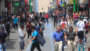 La economía mejora, según la UCR. ¿Qué dice sobre gastos del hogar y la ocupación?