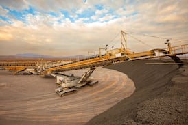 Precio del cobre alcanza máximo histórico por tonelada ante caída de oferta en Chile