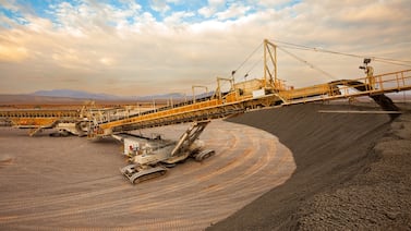 El cobre supera la barrera de los $10.000 por tonelada impulsado por la transición energética