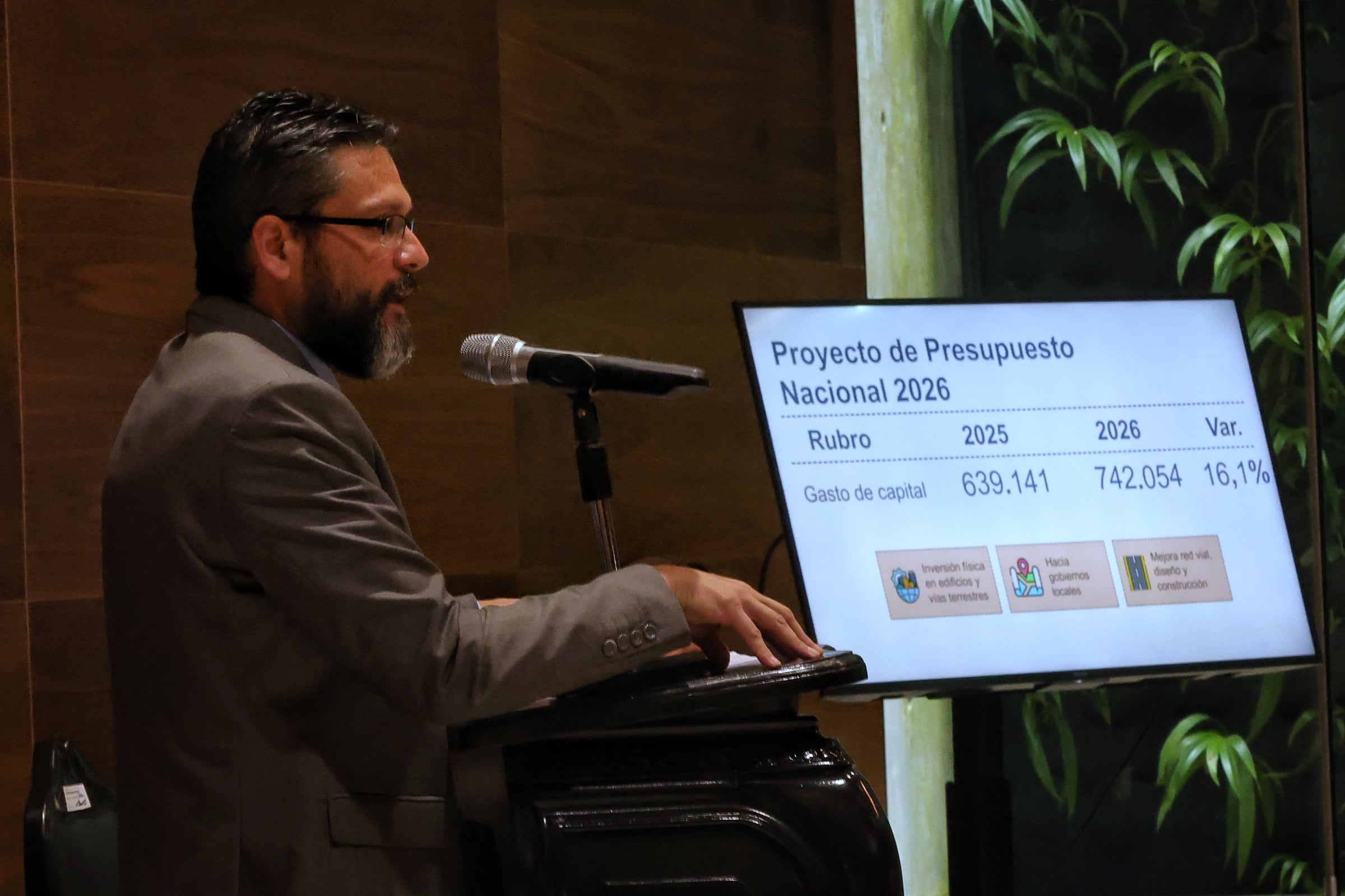 01/09/2025/ Presentación del Presupuesto de la República por el ministro de Hacienda Rudolf Lücke Bolaños en la Asamblea Legislativa / Foto John Durán