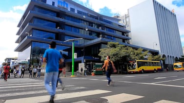 Menos trabajadores independientes tributan por utilidades y su aporte de renta también pierde terreno; revisamos qué dicen los números