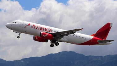 Avianca activa plan de protección a pasajeros tras interrupción de vuelos durante 10 días, ¿en qué consiste y qué está pasando?