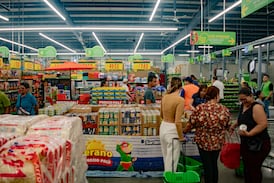 Las tres razones por las cuales la inflación negativa no alivia el bolsillo de los costarricenses