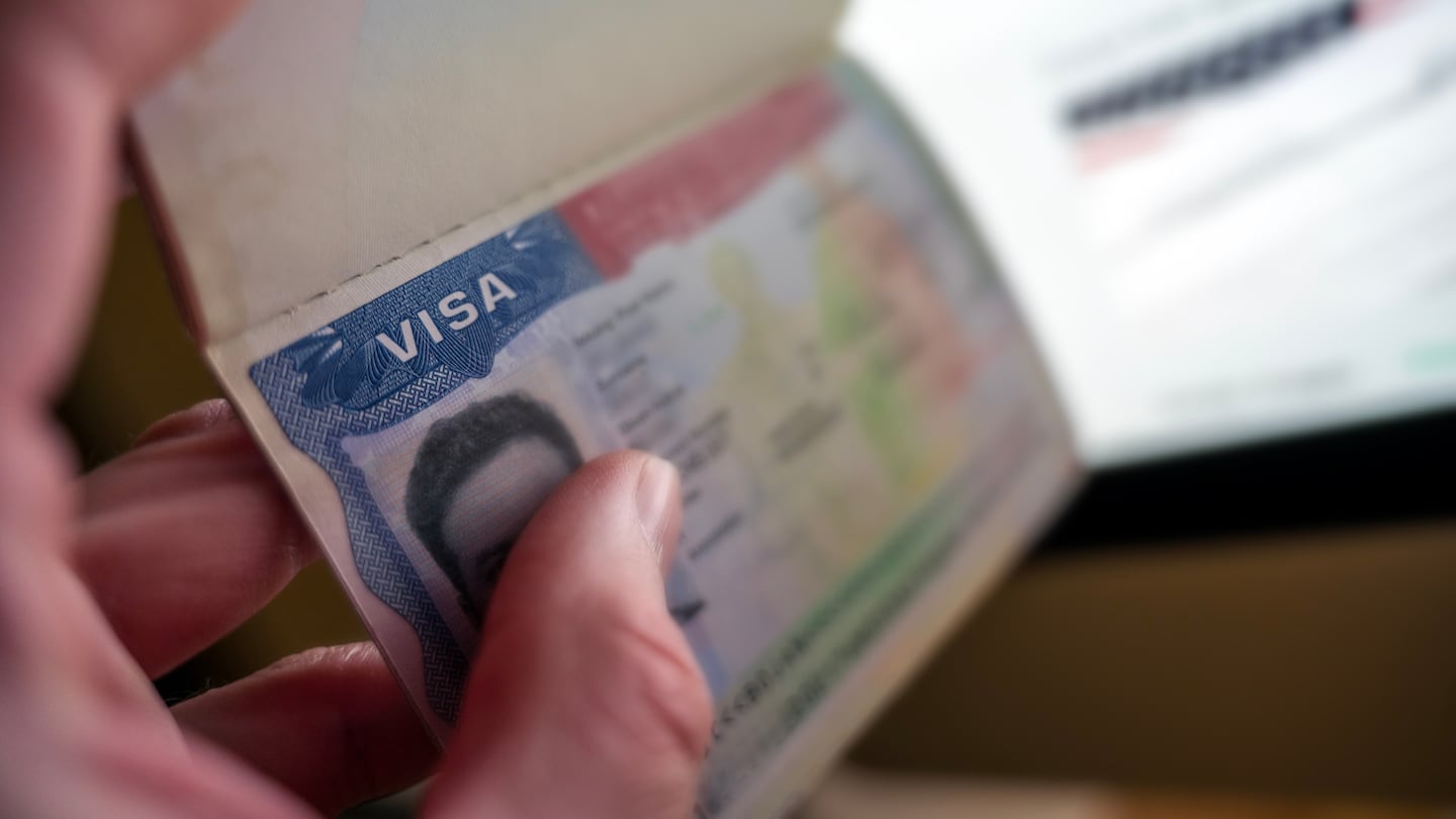 Estados Unidos anuncia cambios en política para visas en América Latina