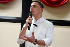 Alcalde de San José, Diego Miranda, solicita apoyo a Laura Fernández para atender aumento de habitantes de calle