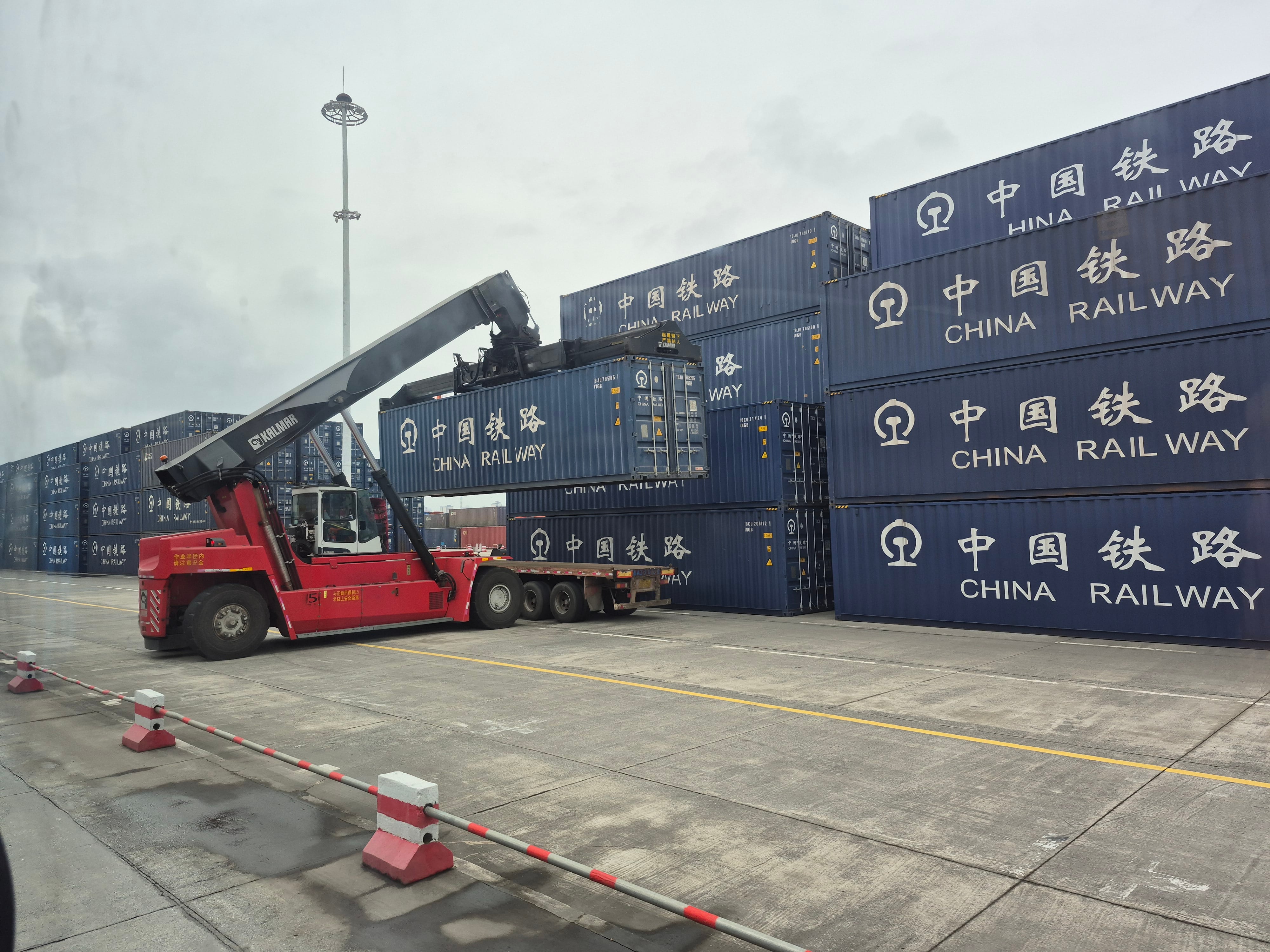 Chongqing, operaciones logísticas
