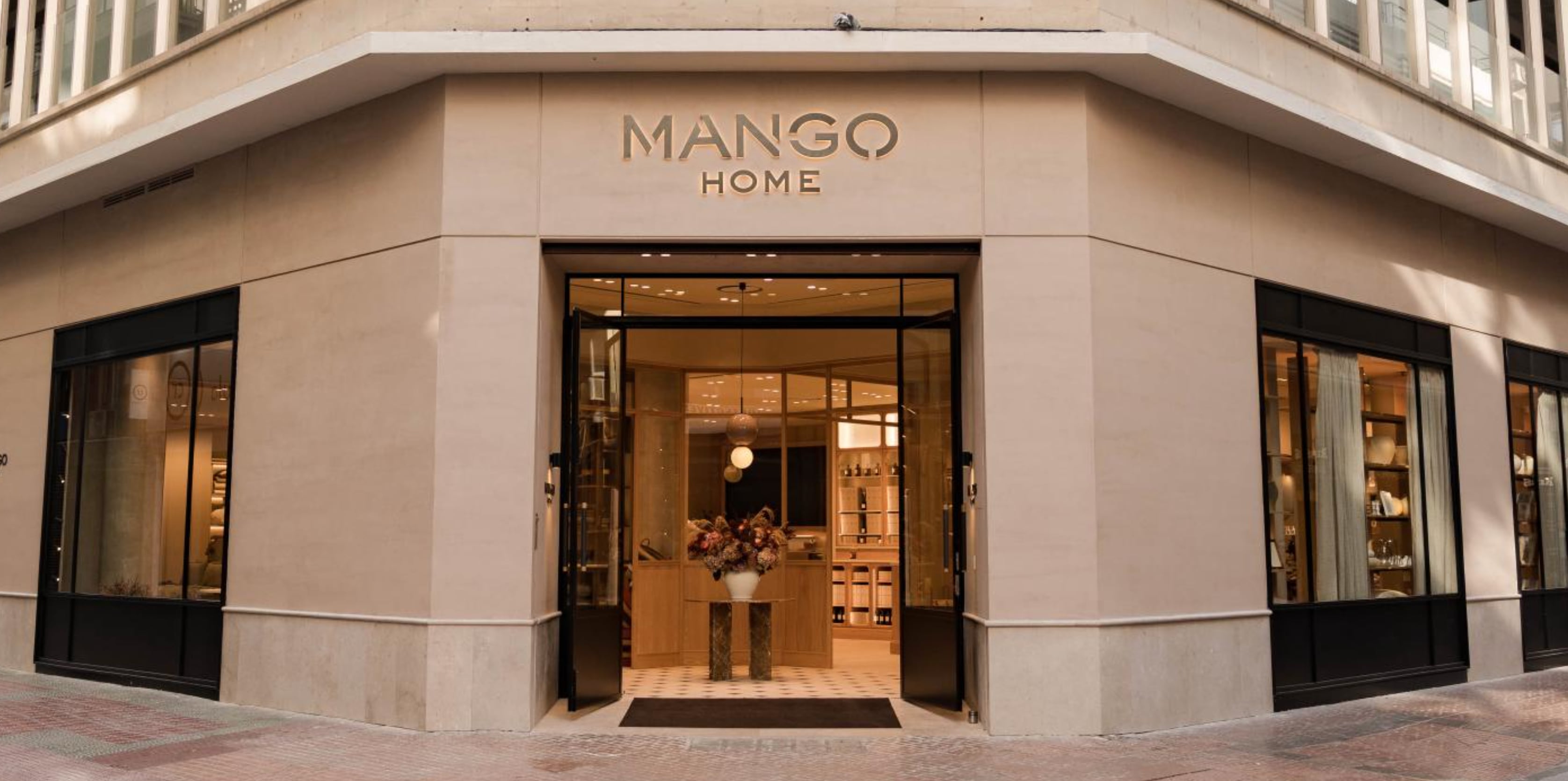 Tiendas Mango